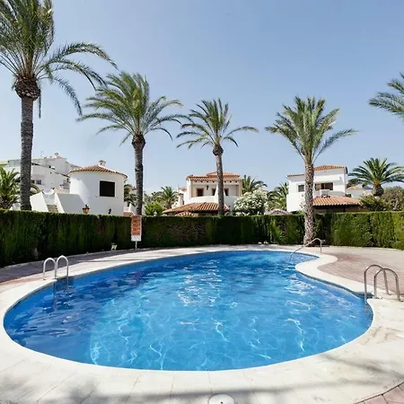Estudio Torre-piscina *